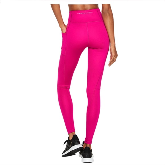 Victoria’s Secret Incredible Essential Legging - Picture 2 of 3